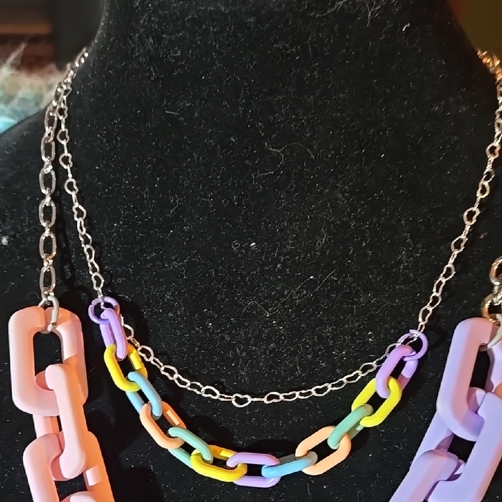 Colorful Chain Necklace - Picture 8 of 14